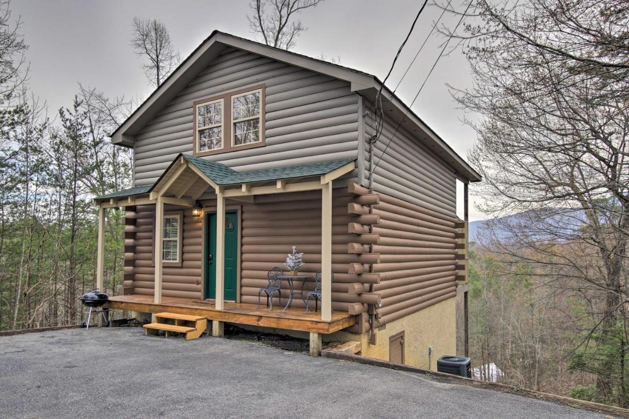 Gatlinburg Cabin With Pool Table And Hot Tub! Екстериор снимка