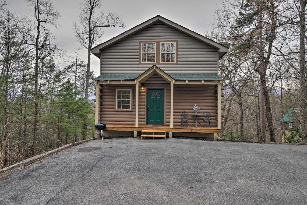 Gatlinburg Cabin With Pool Table And Hot Tub! Екстериор снимка